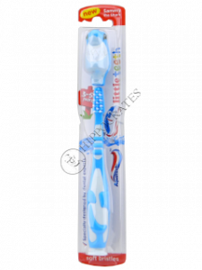 Periuta de dinti pentru copii Aquafresh Little Teeth Soft (3-5 ani)